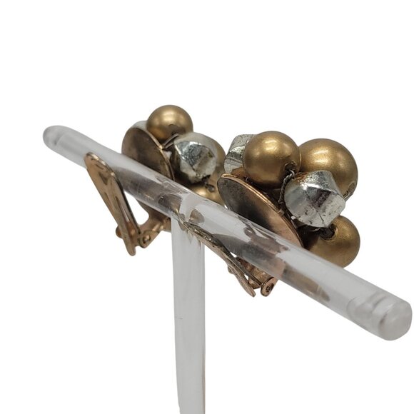 Vintage Gold & Silver Tone Cluster Clip-On Earrings Made In Hong Kong - Picture 6 of 9